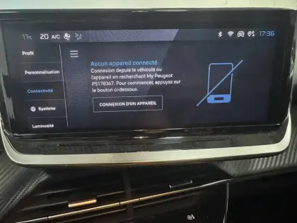 Photo 23 Peugeot 208  PureTech 100 S&S BVM6