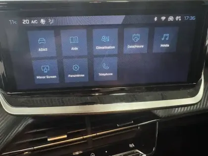 Photo 24 Peugeot 208  PureTech 100 S&S BVM6