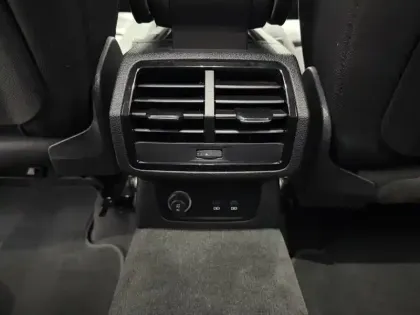 Photo 104 Audi Q3  35 TFSI 150 ch S tronic 7