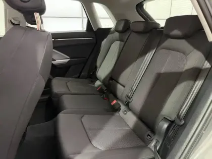 Photo 103 Audi Q3  35 TFSI 150 ch S tronic 7