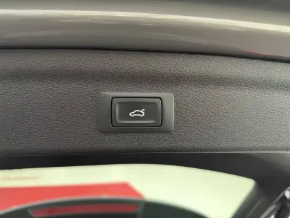 Photo 8 Audi Q3  35 TFSI 150 ch S tronic 7