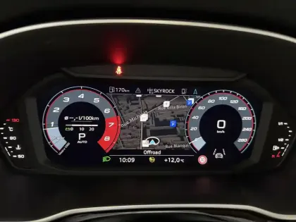 Photo 105 Audi Q3  35 TFSI 150 ch S tronic 7