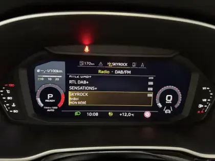 Photo 81 Audi Q3  35 TFSI 150 ch S tronic 7