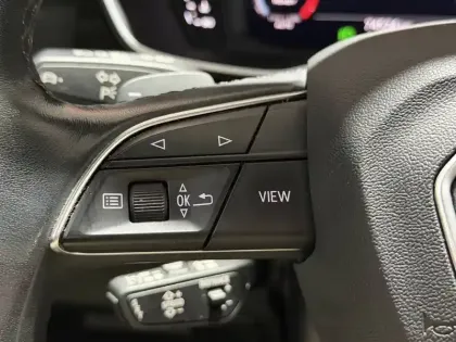 Photo 73 Audi Q3  35 TFSI 150 ch S tronic 7