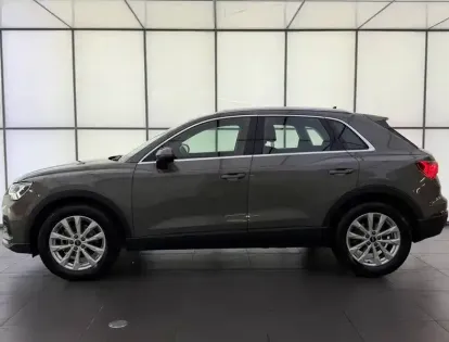 Photo 59 Audi Q3  35 TFSI 150 ch S tronic 7