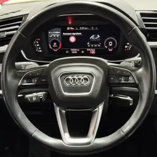 Photo 72 Audi Q3  35 TFSI 150 ch S tronic 7