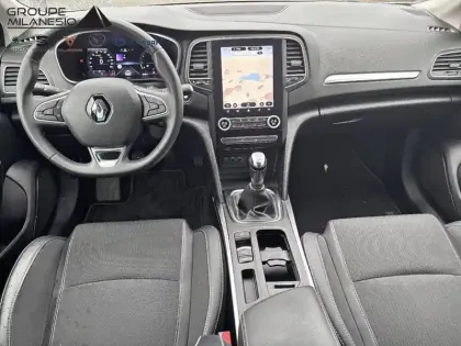 Photo 2 Renault Megane Mégane IV Berline TCe 140 FAP - 21N