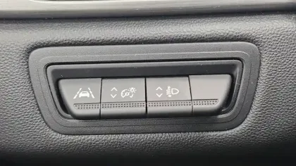 Photo 41 Renault Captur  Blue dCi 95