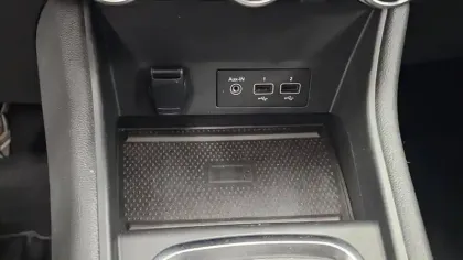 Photo 31 Renault Captur  Blue dCi 95