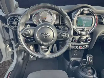 Photo 15 Mini Mini Cabriolet Cooper S 192 ch BVA7