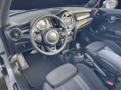 Photo 48 Mini Mini Cabriolet Cooper S 192 ch BVA7