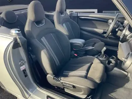 Photo 17 Mini Mini Cabriolet Cooper S 192 ch BVA7