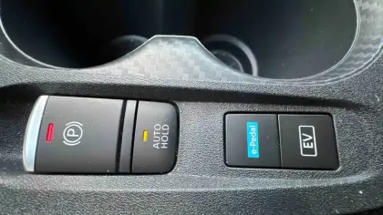 Photo 24 Nissan Juke  HYBRID 143