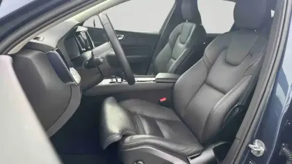 Photo 12 Volvo Xc60  B4 197 ch Geartronic 8