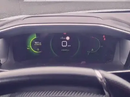 Photo 9 Peugeot 208  BlueHDi 100 S&S BVM6