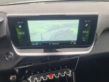 Photo 17 Peugeot 208  BlueHDi 100 S&S BVM6