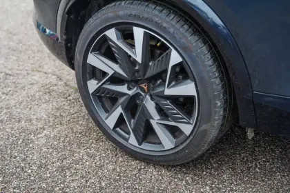 Photo 9 Cupra Formentor  1.5 eTSI Hybrid 150 ch DSG7