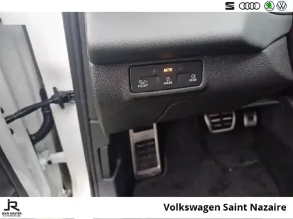 Photo 13 Volkswagen T-roc  1.5 eTSI EVO2 Hybrid 150 ch DSG7