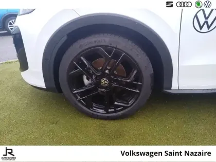 Photo 7 Volkswagen T-roc  1.5 eTSI EVO2 Hybrid 150 ch DSG7