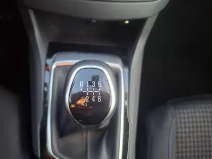 Photo 35 Peugeot 308  PureTech 110ch S&S BVM6