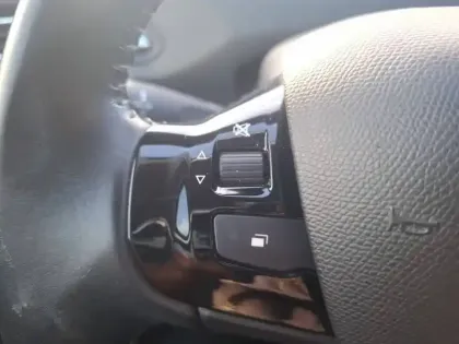 Photo 23 Peugeot 308  PureTech 110ch S&S BVM6