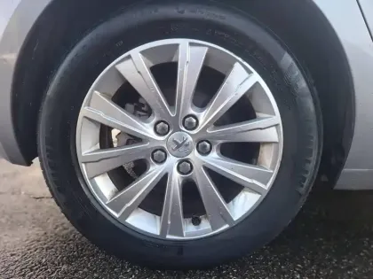 Photo 8 Peugeot 308  PureTech 110ch S&S BVM6