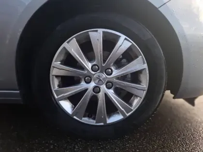 Photo 9 Peugeot 308  PureTech 110ch S&S BVM6