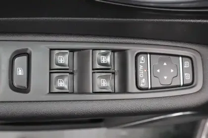 Photo 27 Renault Captur  TCe 130 FAP