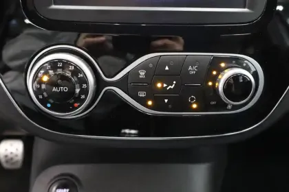 Photo 24 Renault Captur  TCe 130 FAP