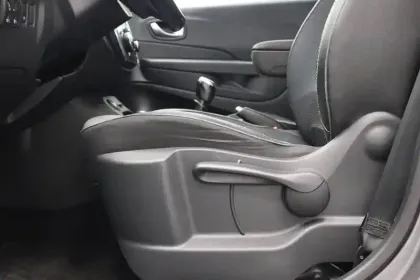 Photo 26 Renault Captur  TCe 130 FAP