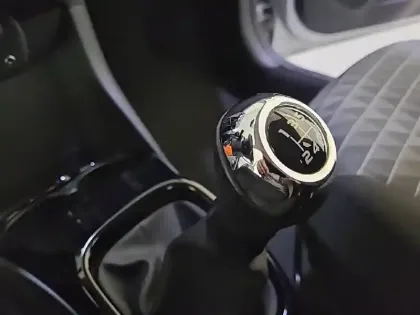 Photo 13 Peugeot 108  VTi 72ch S&S BVM5