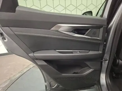 Photo 24 Renault Austral  E-Tech hybrid 200