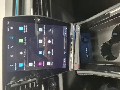 Photo 37 Renault Austral  E-Tech hybrid 200