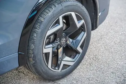 Photo 14 Volkswagen Tiguan  1.5 eTSI 150ch DSG7