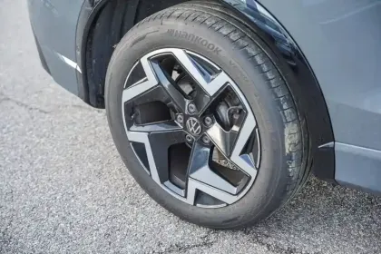 Photo 9 Volkswagen Tiguan  1.5 eTSI 150ch DSG7