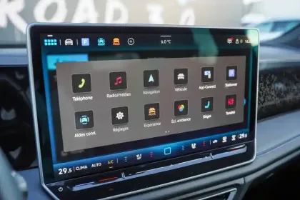 Photo 28 Volkswagen Tiguan  1.5 eTSI 150ch DSG7