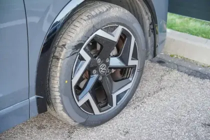 Photo 8 Volkswagen Tiguan  1.5 eTSI 150ch DSG7