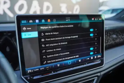 Photo 30 Volkswagen Tiguan  1.5 eTSI 150ch DSG7