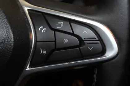 Photo 25 Renault Clio  Blue dCi 100 ch GSR2