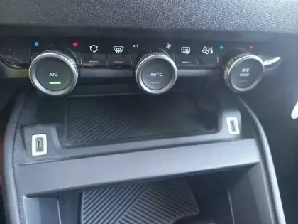 Photo 18 Citroën C4  PureTech 130 S&S BVM6