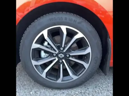 Photo 9 Renault Clio  E-Tech full hybrid 145