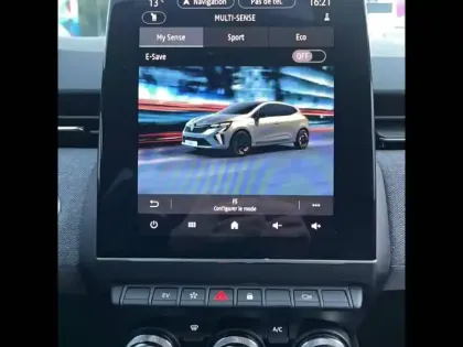 Photo 25 Renault Clio  E-Tech full hybrid 145