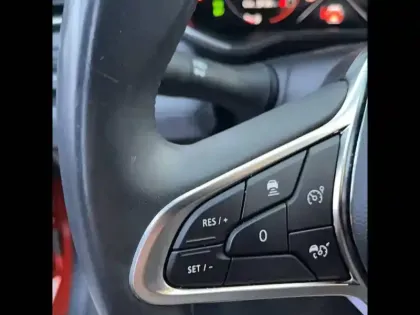 Photo 15 Renault Clio  E-Tech full hybrid 145