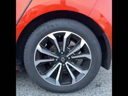 Photo 10 Renault Clio  E-Tech full hybrid 145