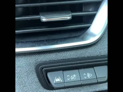 Photo 13 Renault Clio  E-Tech full hybrid 145