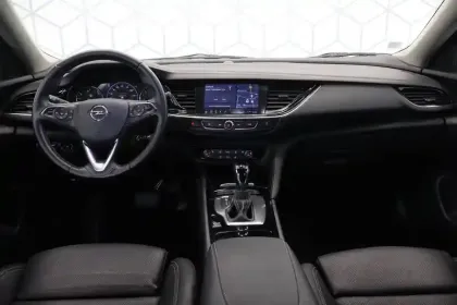 Photo 41 Opel Insignia  Grand Sport 1.6 Diesel 136 ch