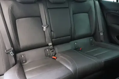 Photo 54 Opel Insignia  Grand Sport 1.6 Diesel 136 ch