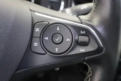 Photo 34 Opel Insignia  Grand Sport 1.6 Diesel 136 ch