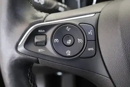 Photo 73 Opel Insignia  Grand Sport 1.6 Diesel 136 ch