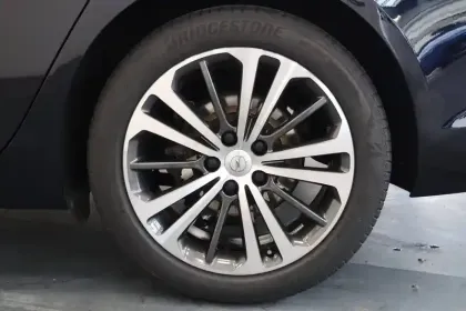 Photo 50 Opel Insignia  Grand Sport 1.6 Diesel 136 ch